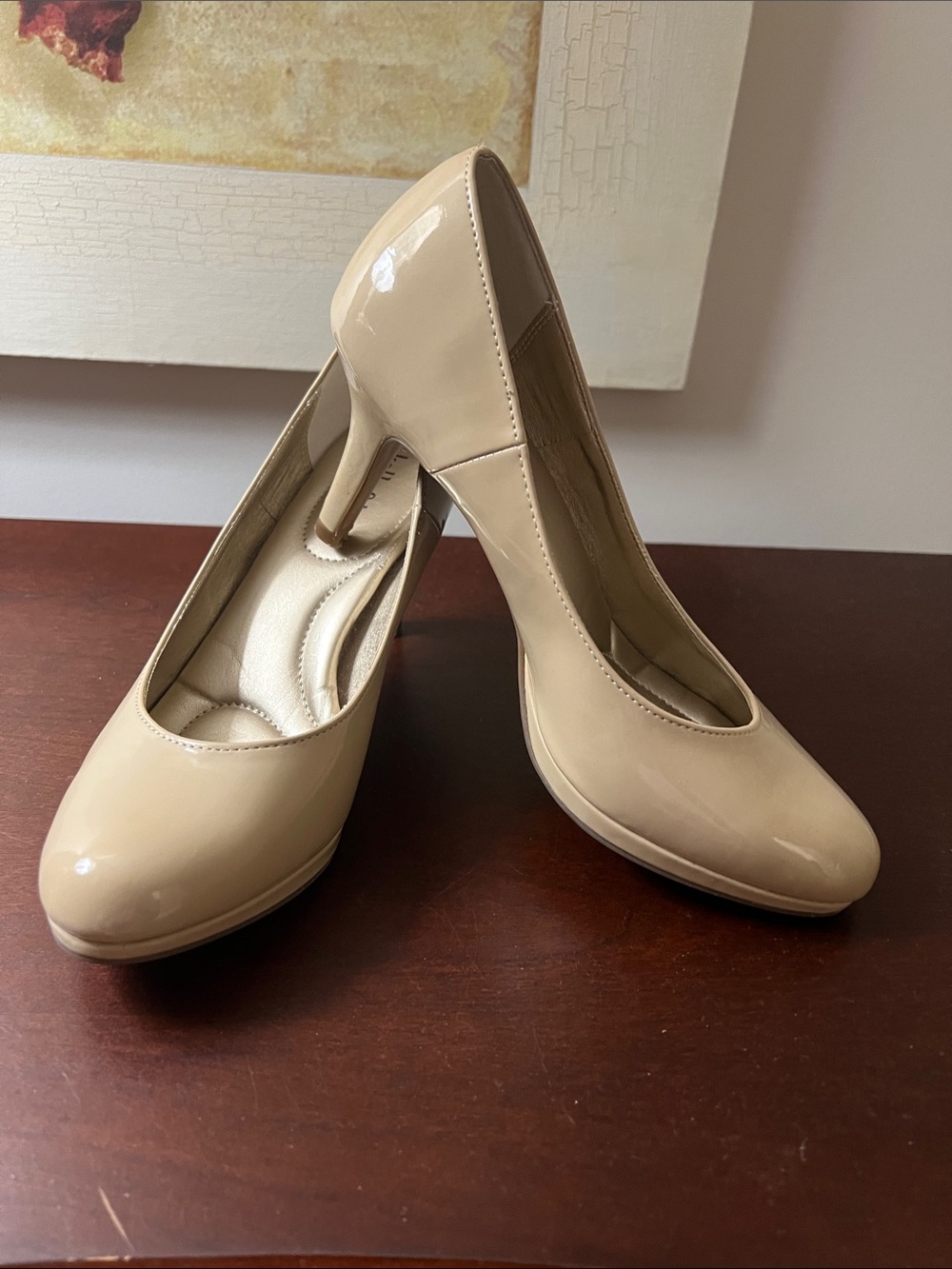 Kelly & Katie Nude/Beige Dorothea Stiletto High Heals Size 6